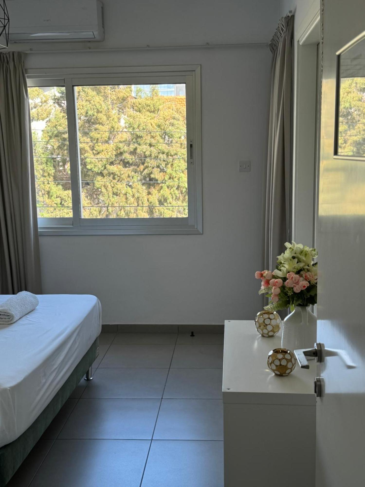 Anastasia 1 Bedroom Apartment Limassol Ngoại thất bức ảnh